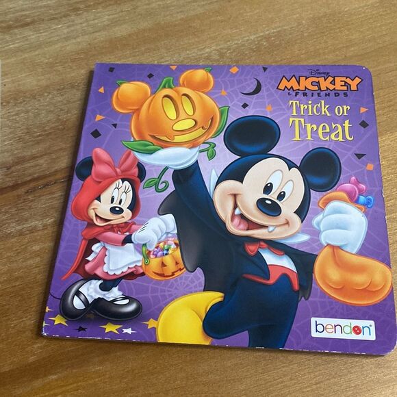 New Children’s Disney Mickey & Minnie Mouse Halloween Holiday Books Bundle - Picture 8 of 9